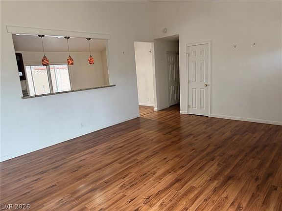 4th image of 6225 Cedarwood Ave