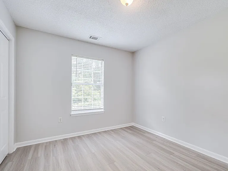 208 Mulberry Way — Photo 19
