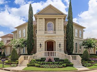 11919 Louvre Ct, Houston, TX 77082