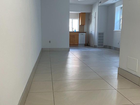 2nd image of 1221 Snyder Ave
