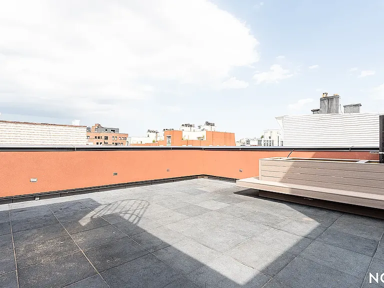 228 N 7th St #309 — Photo 10