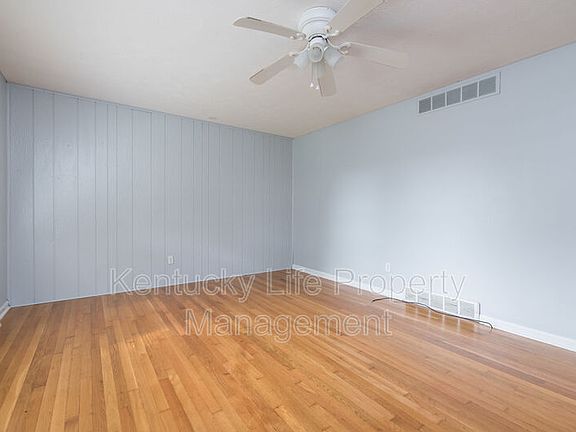 4th image of 3529 Galahad Dr