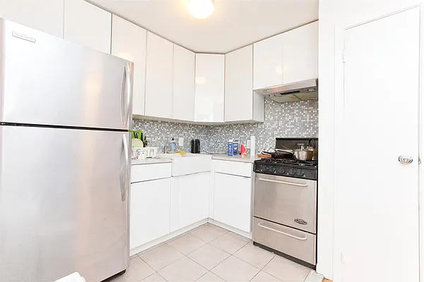 Rented by Voro NYC | media 24