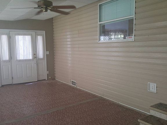 5th image of 11040 Mustang Dr