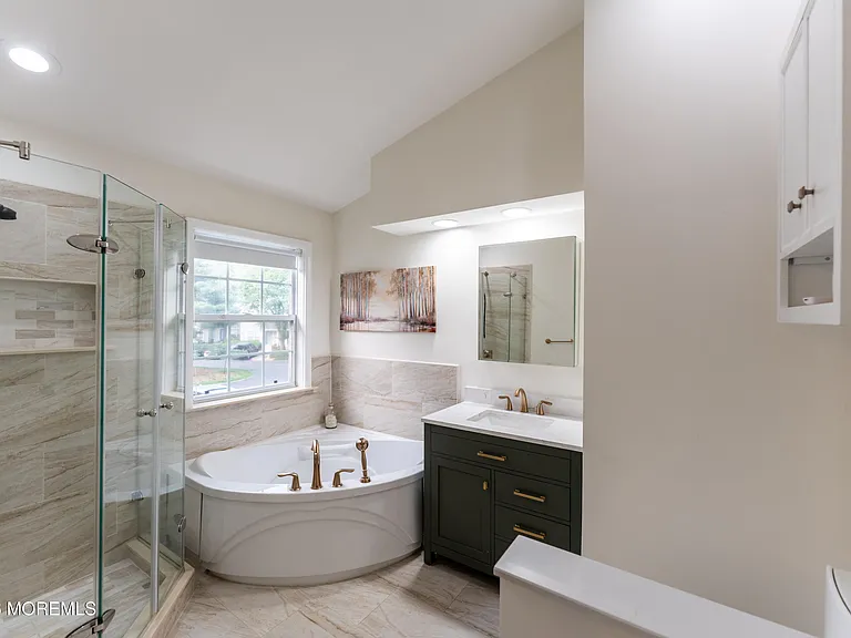 314 Towne Dr #10-4 — Photo 24