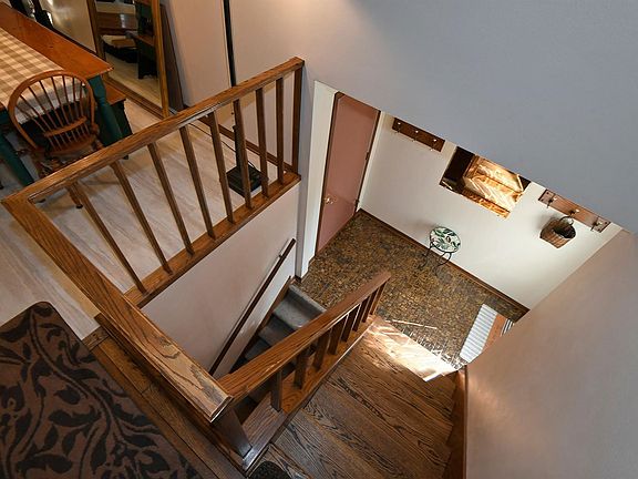 4th image of 455 Allan Ave SW