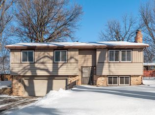 1204 E 141st St, Burnsville, MN 55337