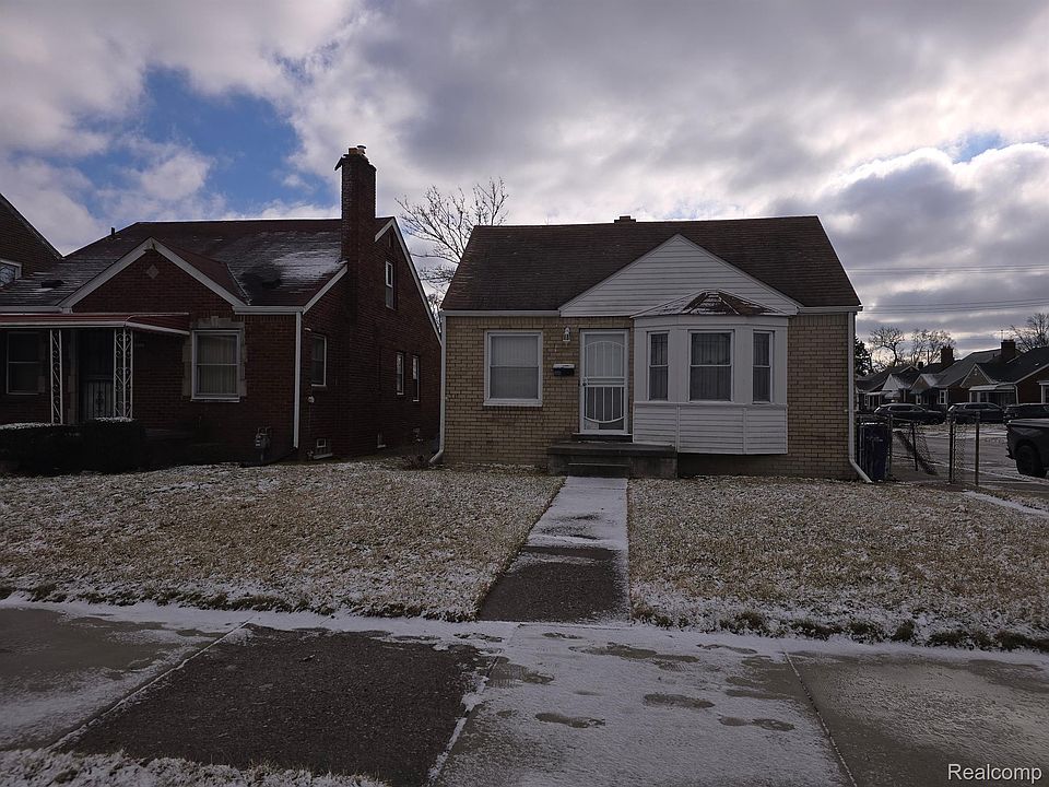 1st image of 3300 E Outer Dr