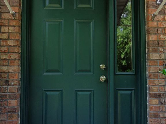 2nd image of 216 Candlebrook Dr