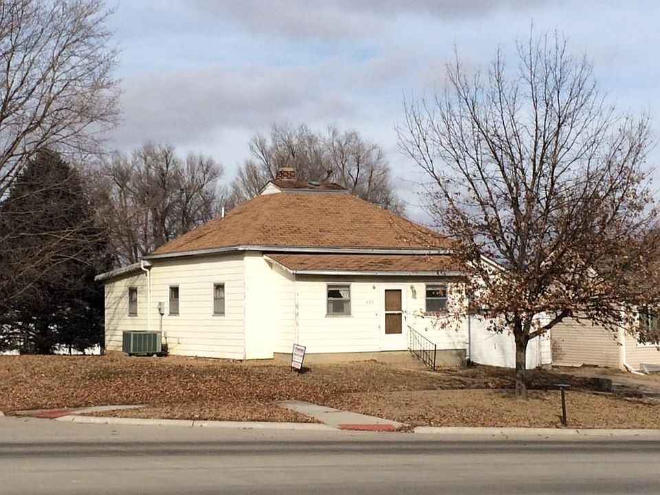 1st image of 622 Central Ave