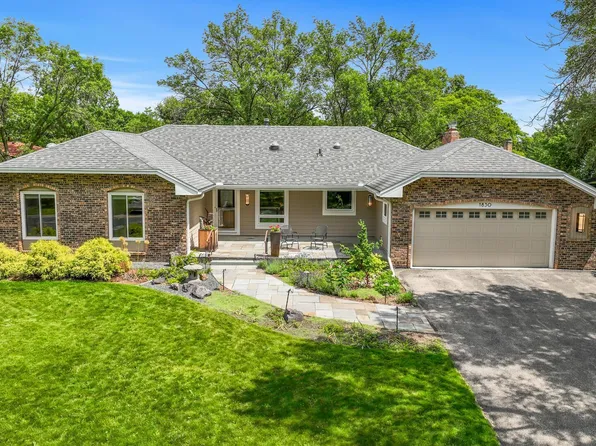 1830 Noble Dr N, Minneapolis, MN 55422