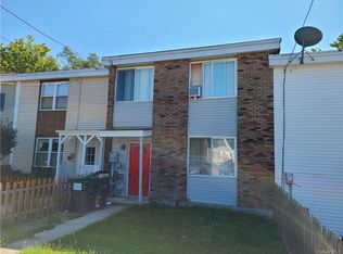 726 Silver Lake Scotchtown Rd, Middletown, NY 10941