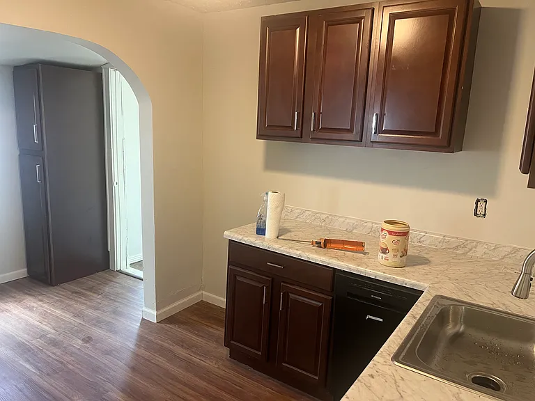 4529 Vernon Ave — Photo 4