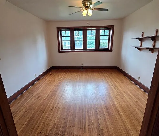 1902 N Talbott St #2 — Photo 5