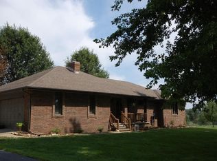 2304 S 15th Ave, Ozark, MO 65721