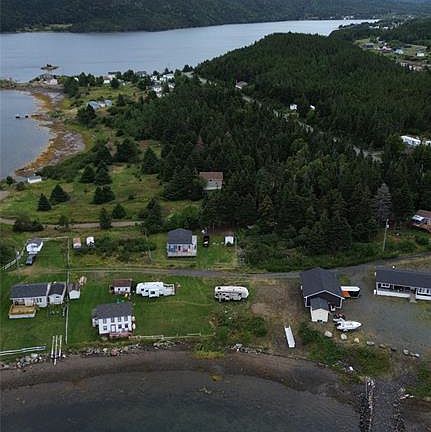 5th image of 4 Harbour View Lane