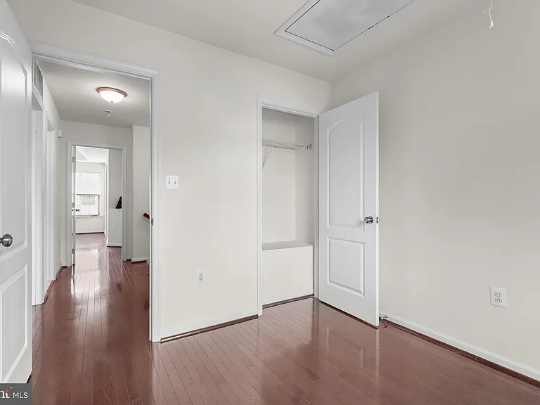 9624 Westerdale Dr — Photo 23