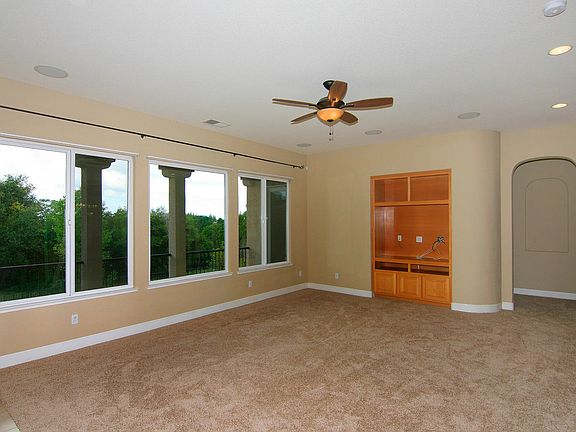 4th image of 2000 Petruchio Way