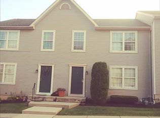 17-4 Cranberry Rdg, Reading, PA 19606