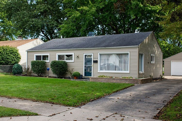 1st image of 1214 Dennis Dr