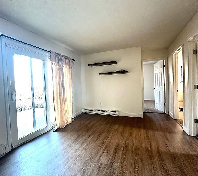 1st image of 151 W Granada Ave