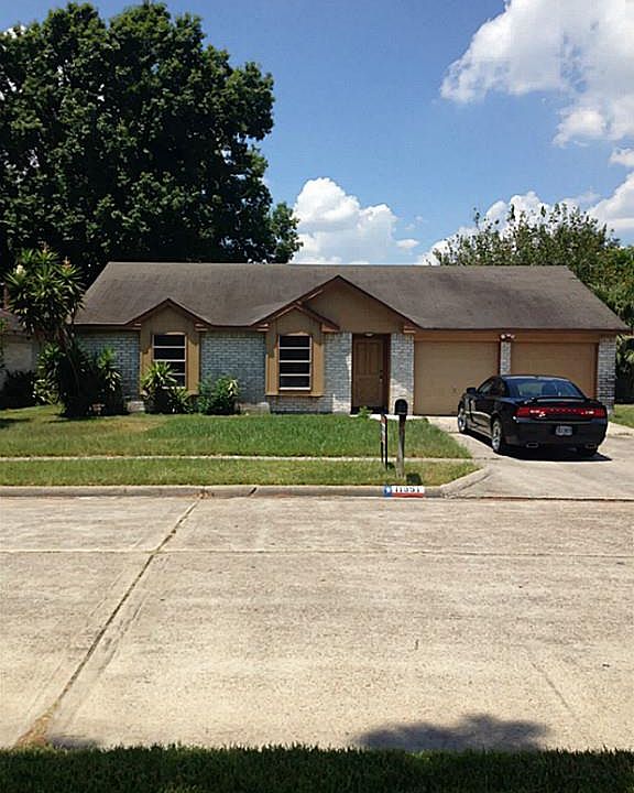 1st image of 11951 Silver Island Cir