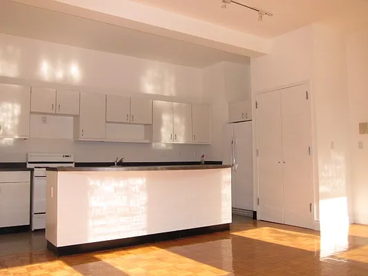 Rented by Aclawrence | media 17