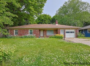 3904 Canterbury Ave, Kalamazoo, MI 49006