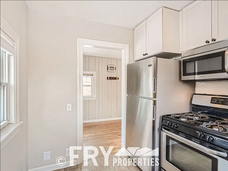 98 S Newland St — Photo 30
