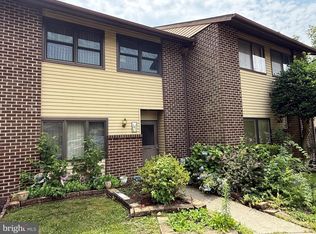 6 Buckthorn Ct, Deptford, NJ 08096