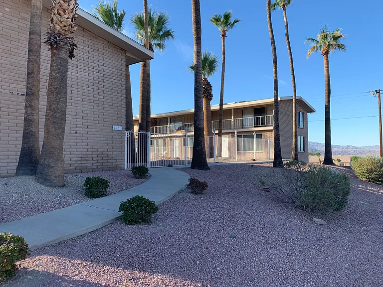 2750 Palo Verde Blvd S — Photo 1