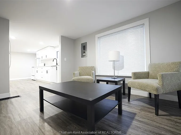 97 Taylor Ave — Photo 6