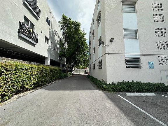 2nd image of 1337 NW 1st St APT 14