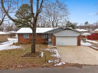 908 Lamer Ave, Tahlequah, OK 74464