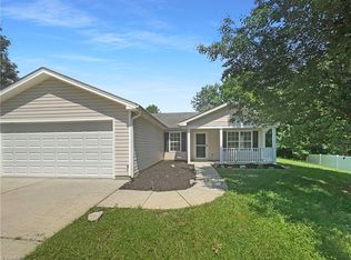 301 Bedford Park Dr, Winston Salem, NC 27107