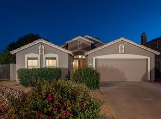 3327 E Chickadee Rd, Gilbert, AZ 85297
