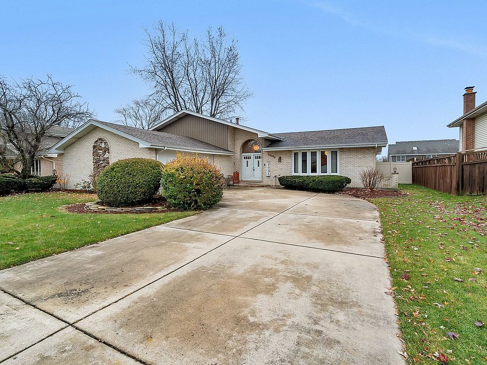 1st image of 12453 W Martingale Ln