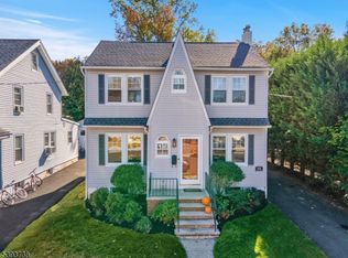 355 Hemlock Ave, Garwood, NJ 07027