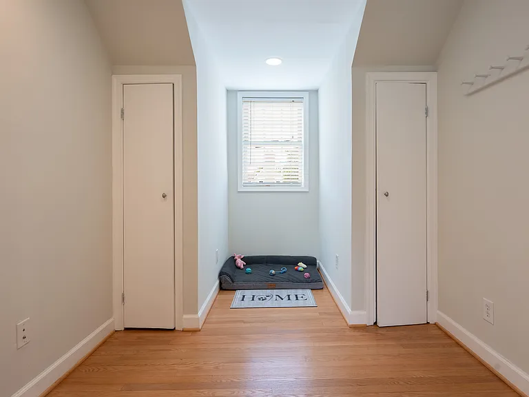 1006 Avon St — Photo 22
