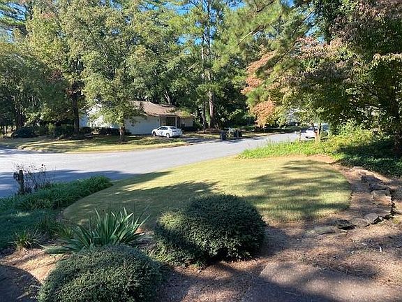3rd image of 1090 Terramont Dr