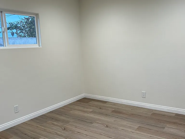 11552 Kathy Ln — Photo 7