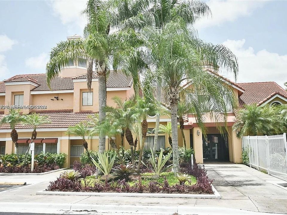 1st image of 15581 SW 104th Ter APT 222