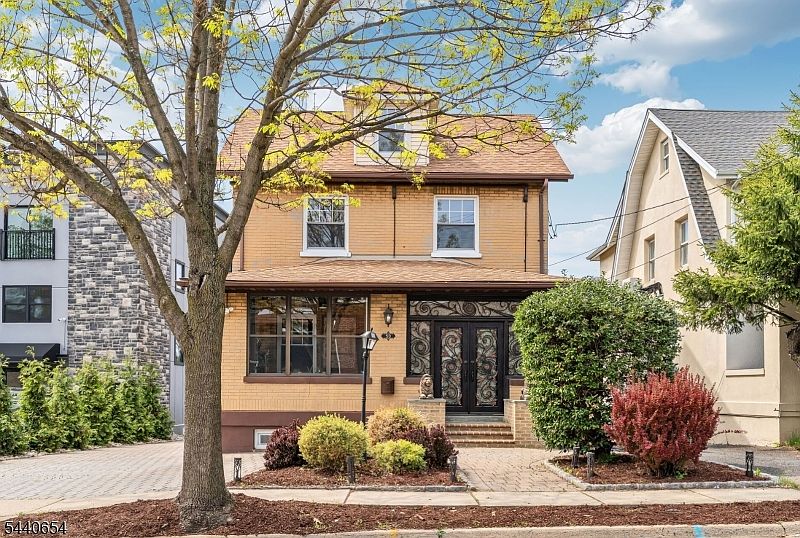 1st image of 50 Spruce Ave