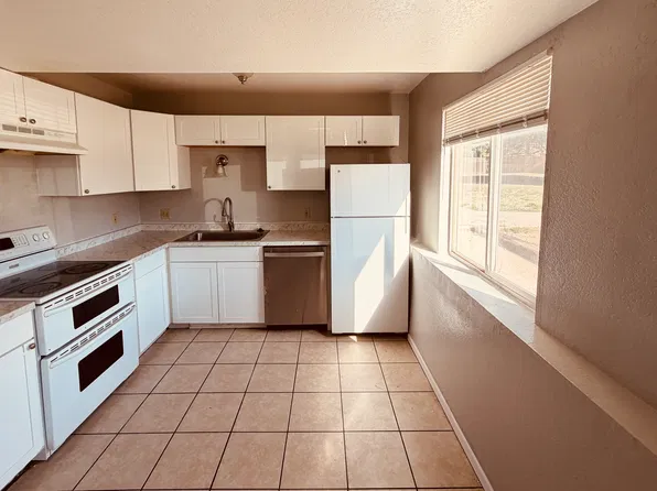3310 Cochran Dr #B, Colorado Springs, CO 80916