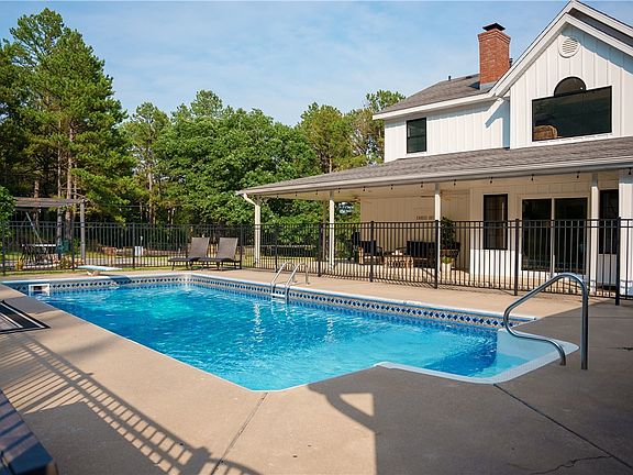 5th image of 5102 Madison St #6060