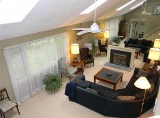 48 Willow Rd, Sudbury, MA 01776