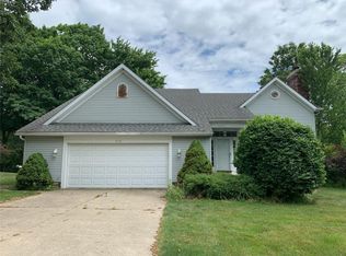 5121 Emmaline Dr, Erie, PA