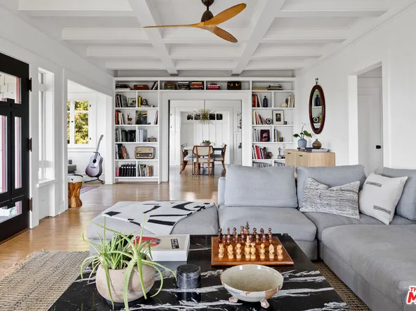 2013 Glencoe Way, Los Angeles, CA 90068