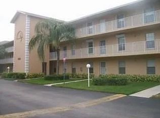 9650 Victoria Ln #B-203, Naples, FL 34109