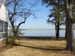 607 Cove Rd, Saint Michaels, MD 21663